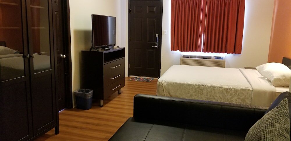 Фото Motel 6 Innisfail Ab