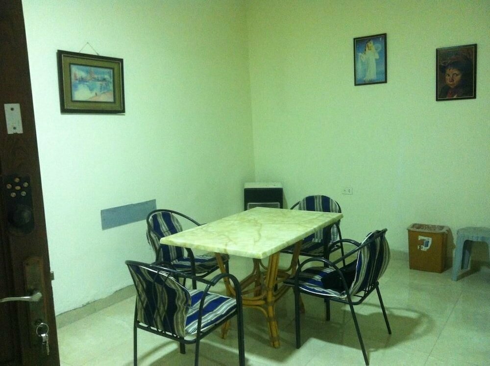 Apartments Mutaz Apartment, Amman, photo