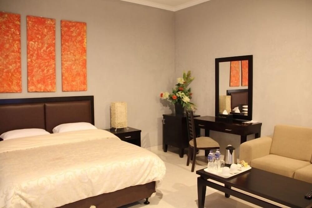 Фото The Radiant Villa's & Function Hall