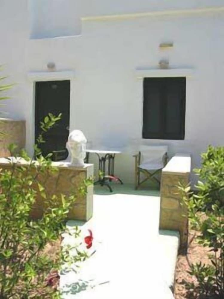 Фото Finiki View Hotel Apartments