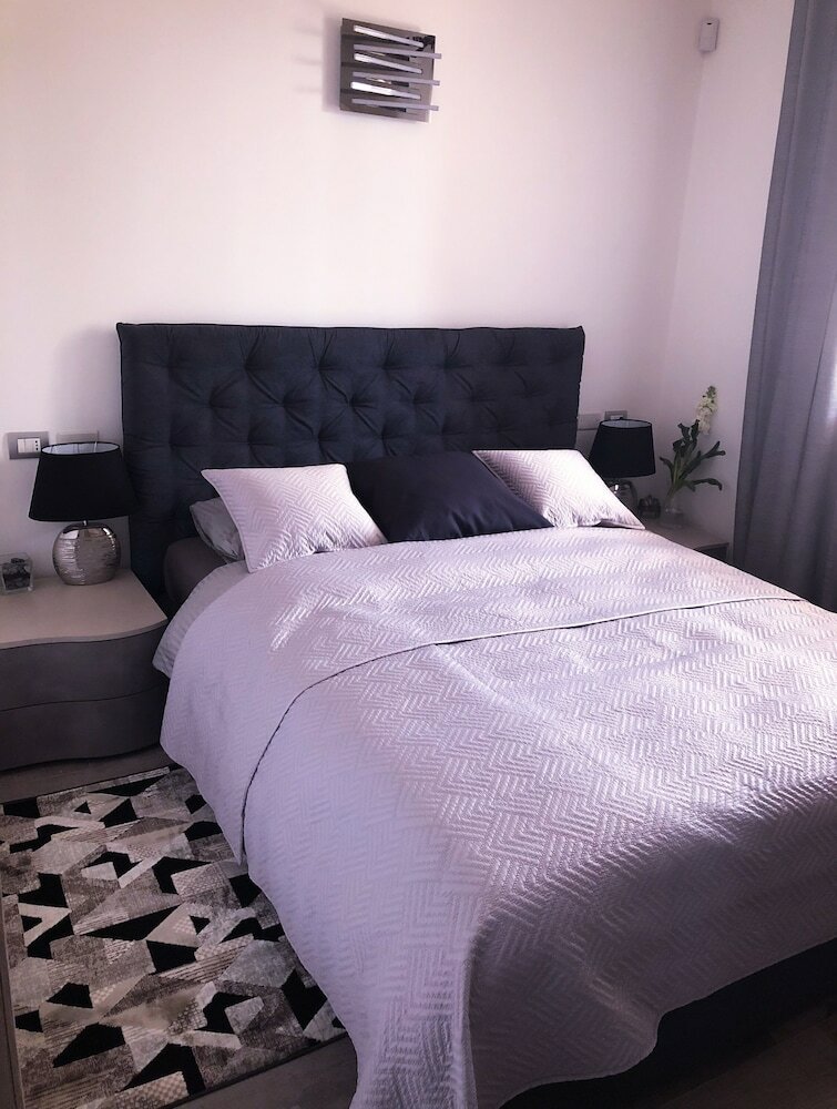 Фото Paradise Luxury Apartments