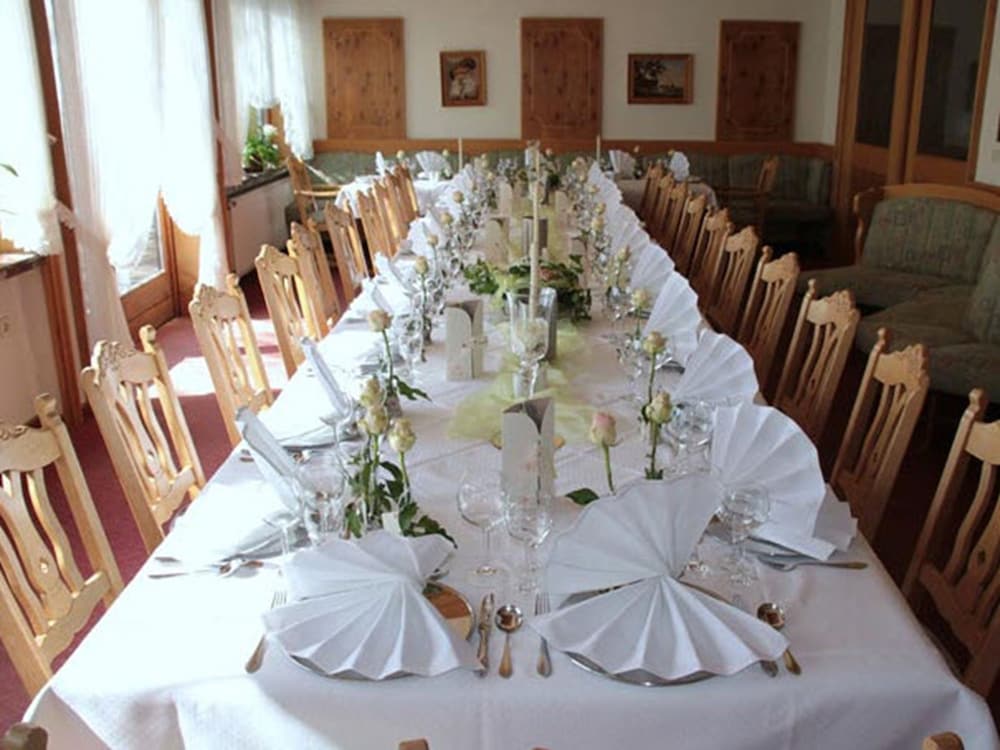 Фото Hotel Simonshof Wolfsburg