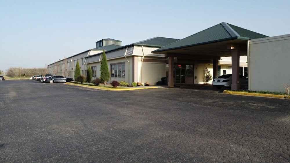 Фото USA Inn Junction City Near Fort Riley