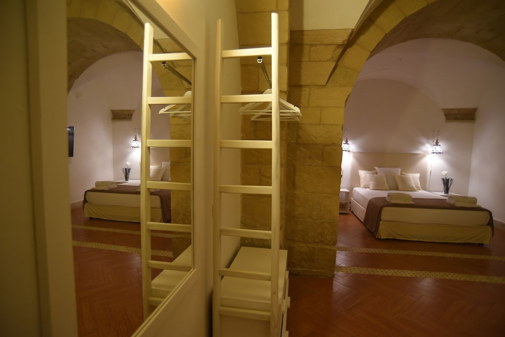 Фото Cadelli Luxury Suite