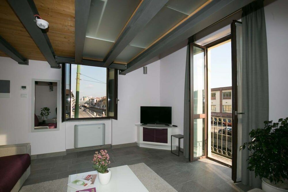 Фото Versoverde Alzaia Naviglio Grande