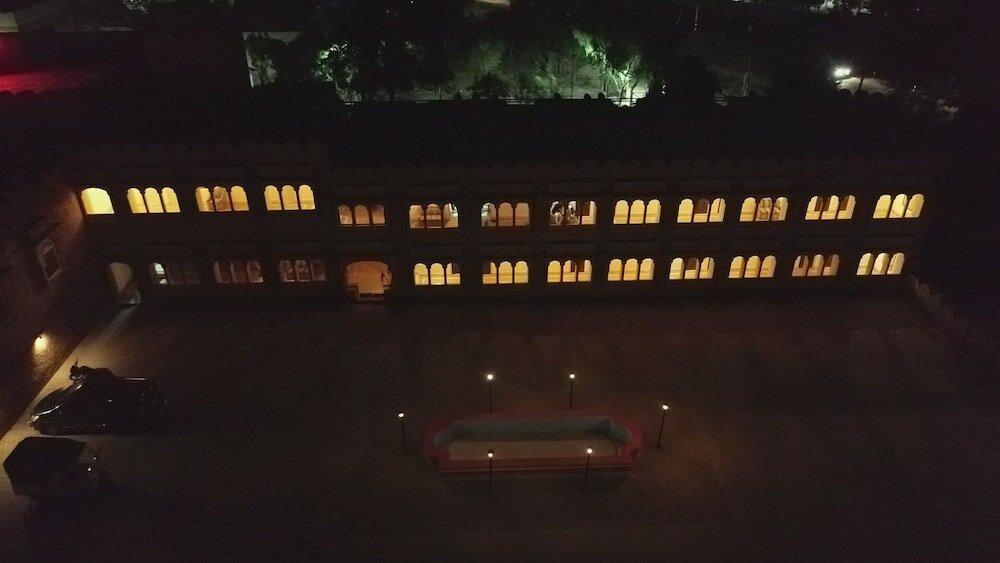 Фото Himmatgarh Palace