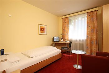 Фото Comfort Garni Hotel