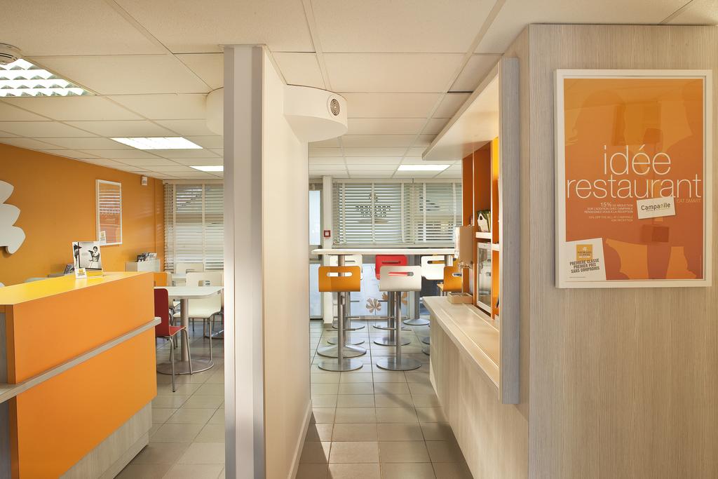 Фото Première Classe Versailles Saint Cyr L'ecole