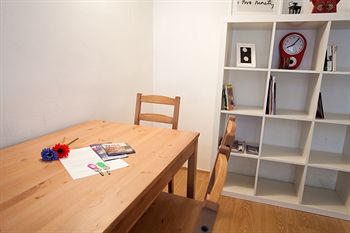 Фото Budapest Easy Flats - Opera1 Apartments