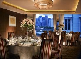 Фото The Kowloon Hotel