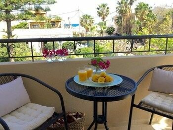 Фото Evangelos Apartments