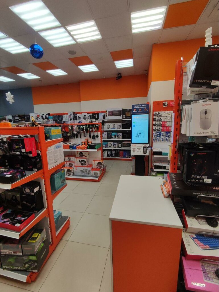 Electronics store DNS, Rostov‑na‑Donu, photo