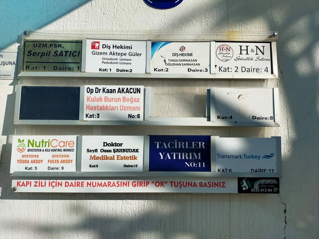 Attorney Lawyer Hilal Sari, Izmir, photo