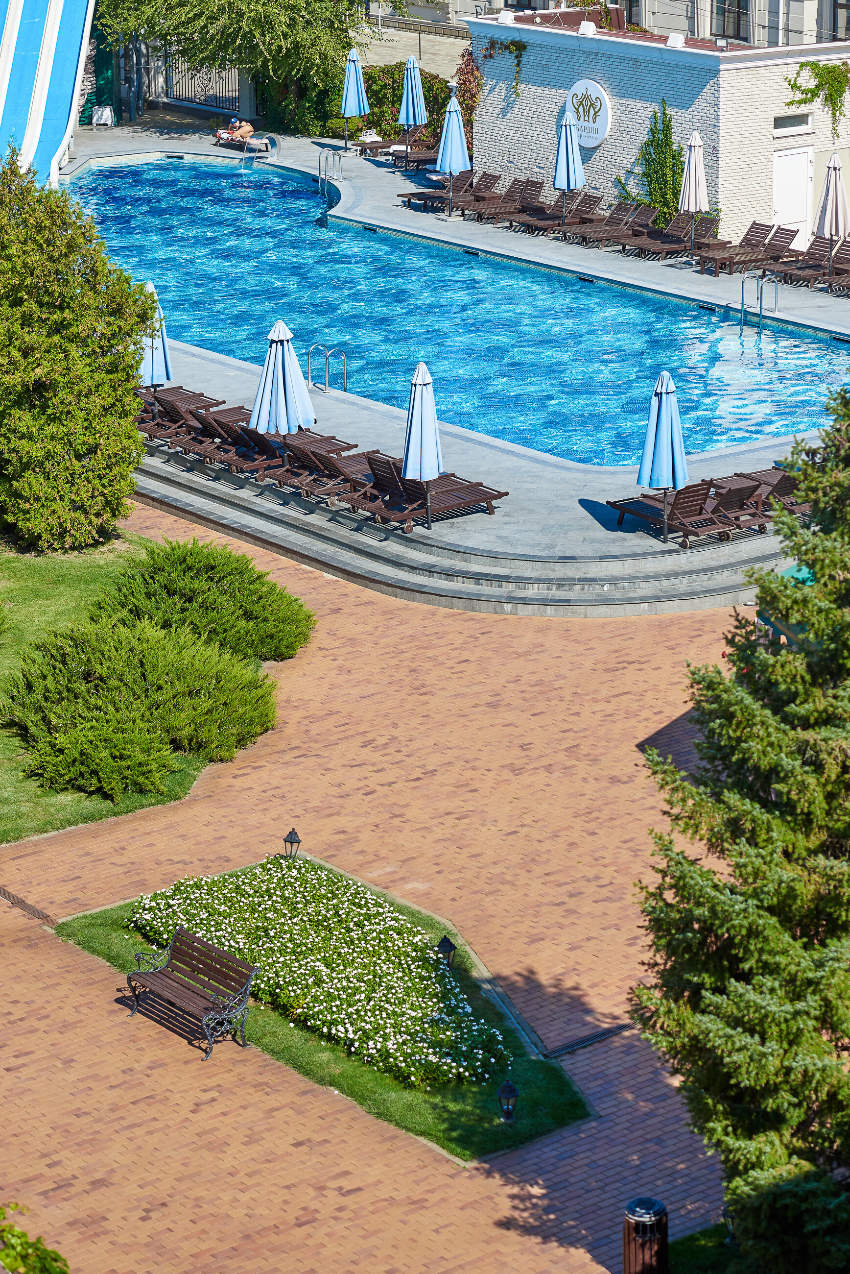 Фото Жардин