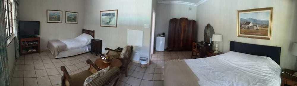 Фото The Brackens Guest House