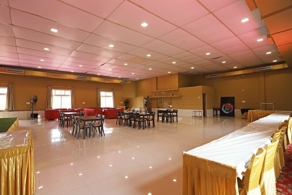 Фото Oyo 46175 Blue Lotus Club And Resorts