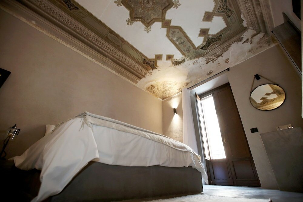 Фото Casa Nostra Luxury Suites