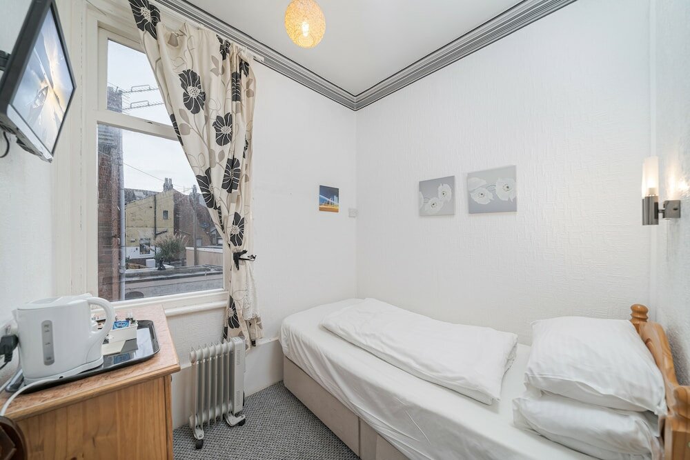 Фото Deneside Guest House