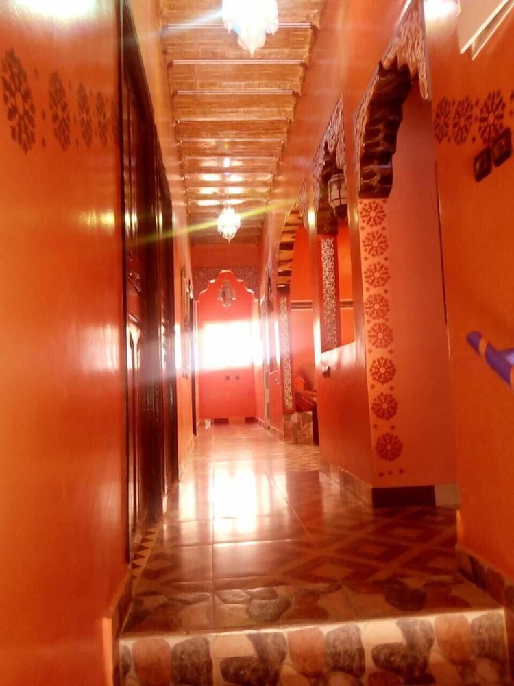 Фото Merzouga Sarah Camp