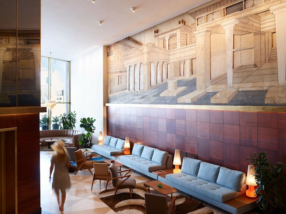 Фото Brown Acropol