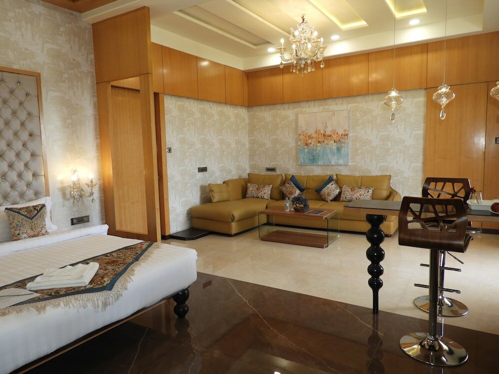 Фото Hotel Jannat Celebration