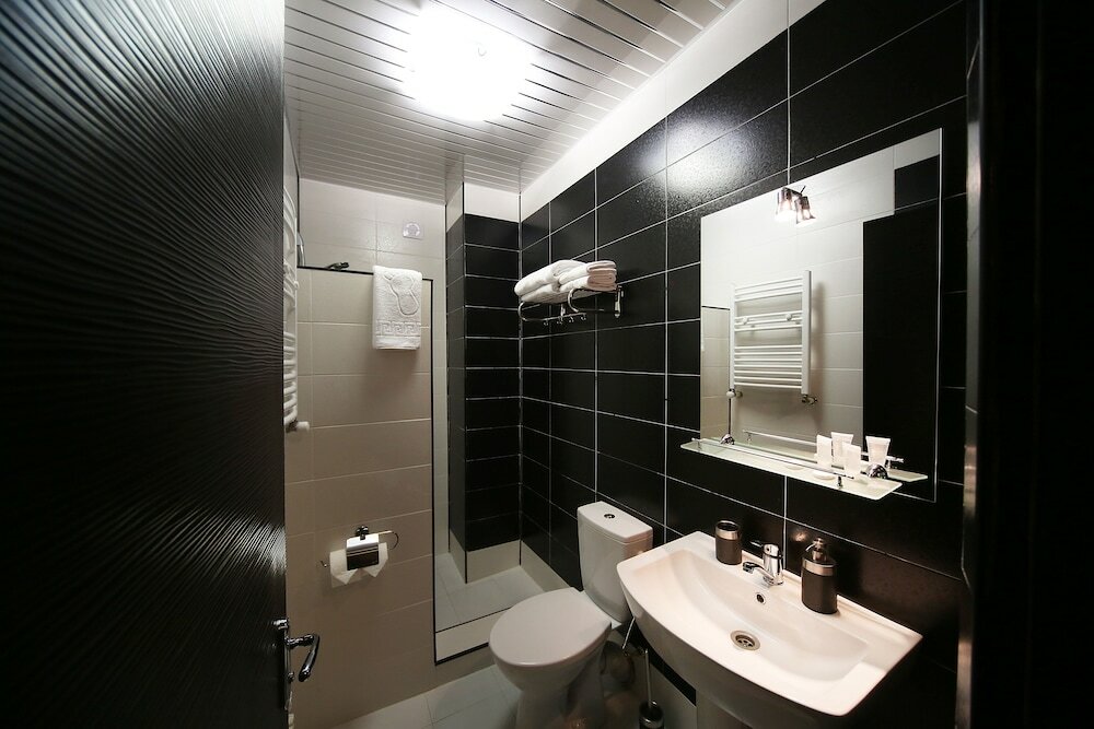 Фото Continental Hotel