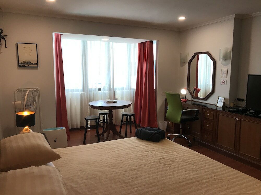 Фото Omnitower cozy apartment