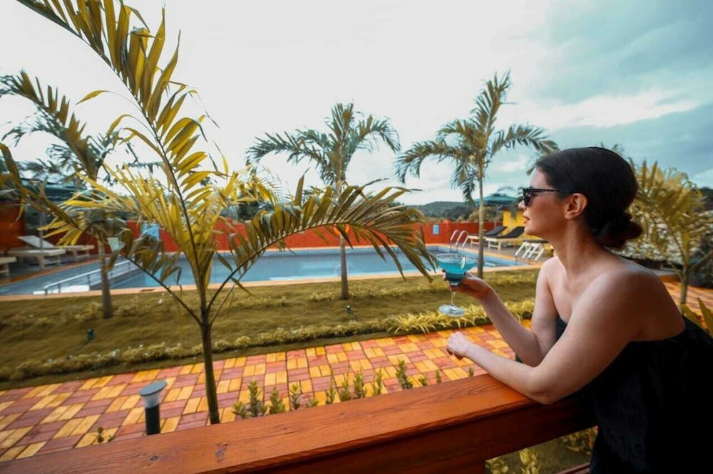 Фото Grand Vatika Resort