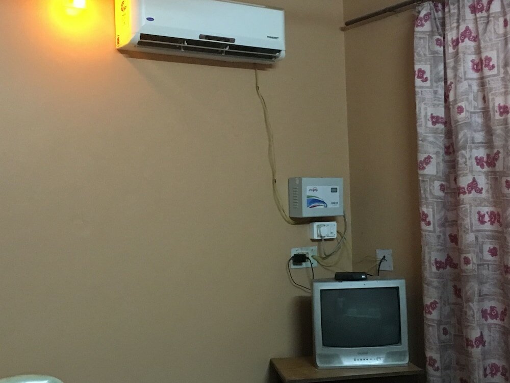 Фото Hotel White House