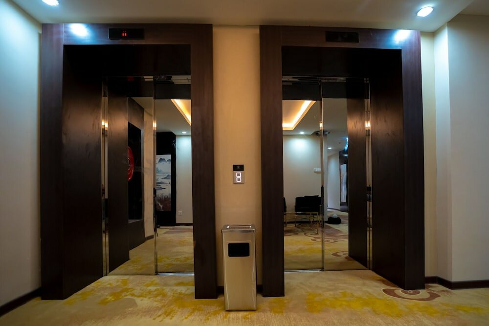 Фото Hotel Sanchaung