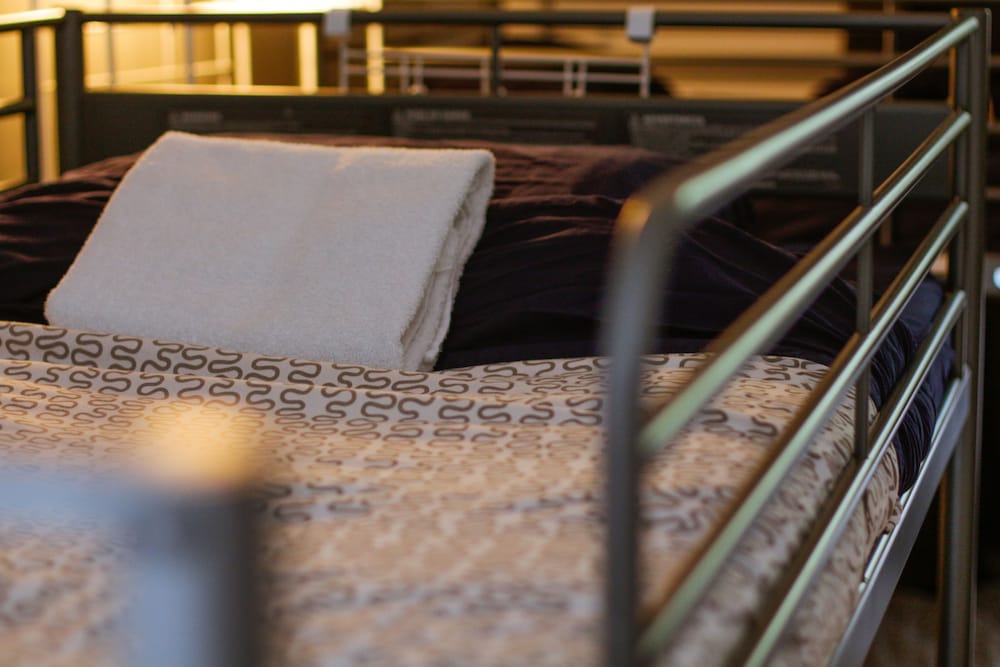 Фото Pied-A-Terre Mont-Royal - Hostel