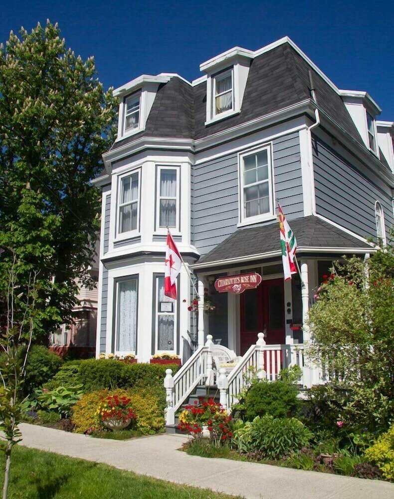 Фото Charlotte's Rose Inn