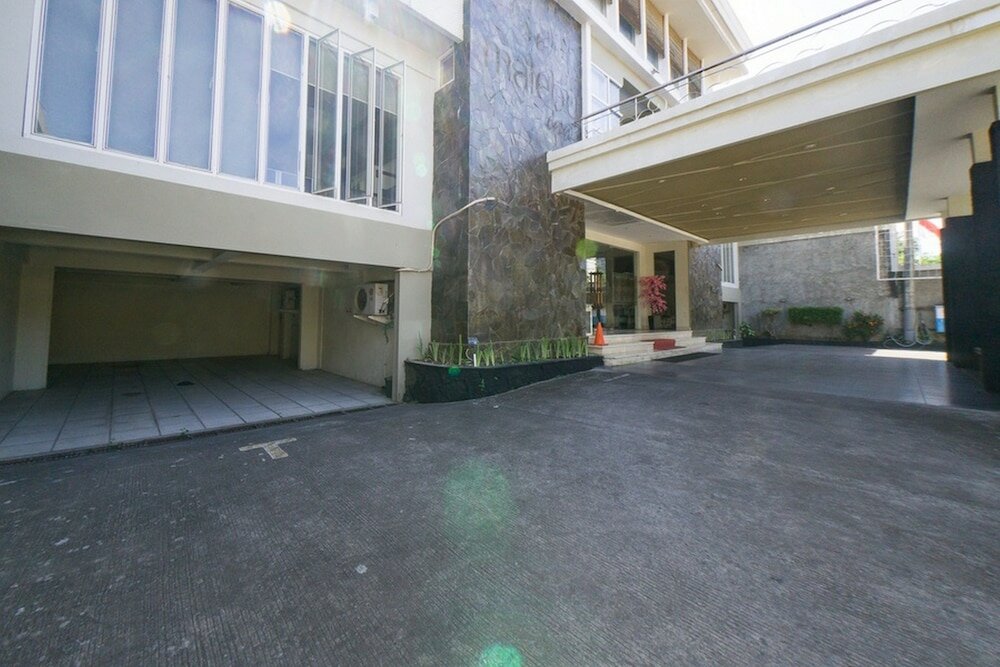 Фото RedDoorz Plus near Universitas Negeri Makassar 2