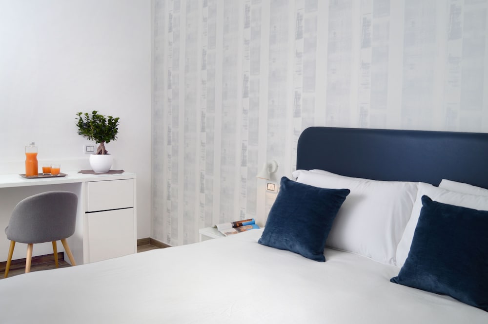 Фото Napoliseason Rooms and Breakfast