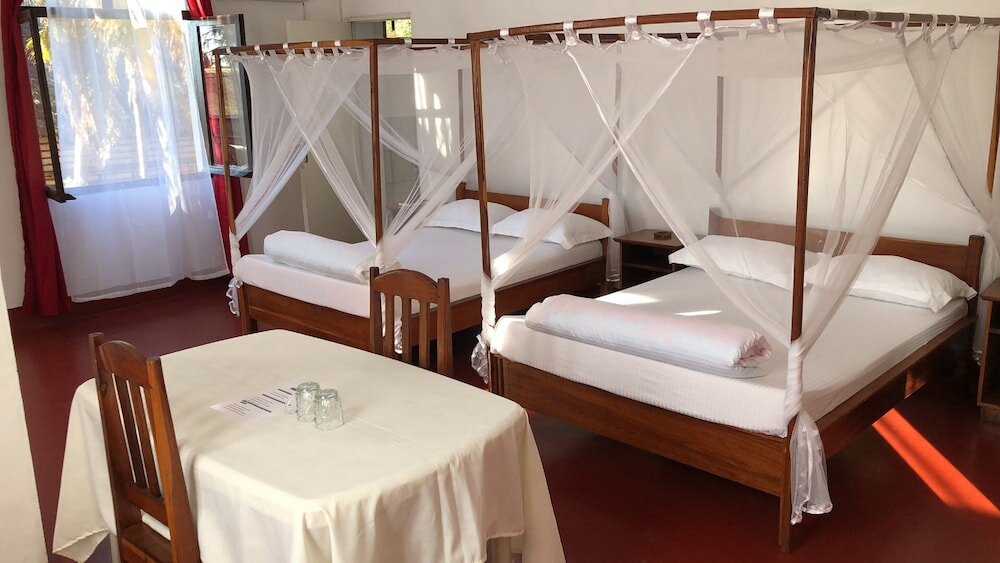 Фото Hotel Restaurant Les Cocotiers Morondava