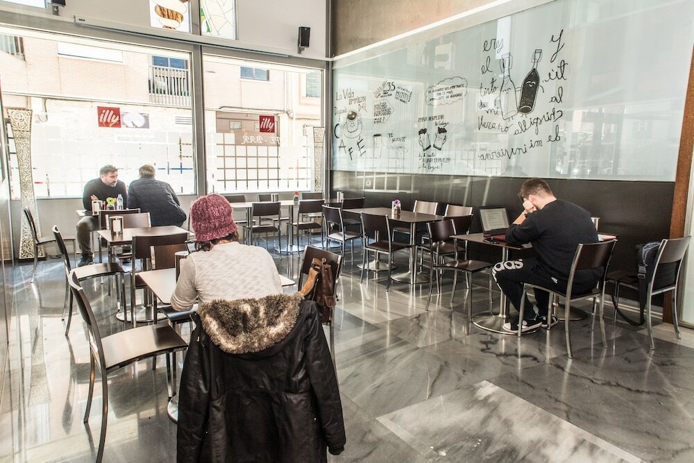 Фото Hostal Nirvana