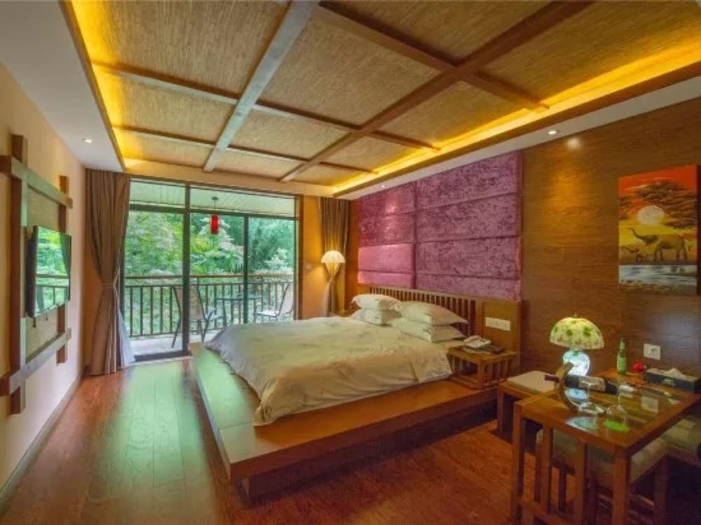 Фото Bluesky Hotel & Resort