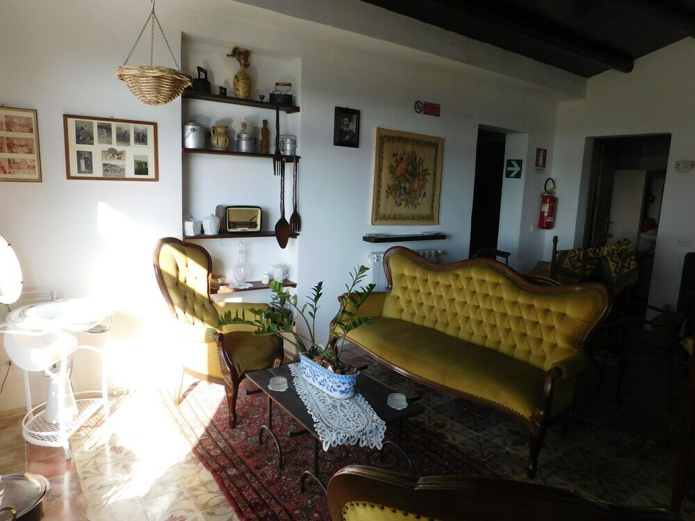 Фото Agriturismo Case Sgaraglino