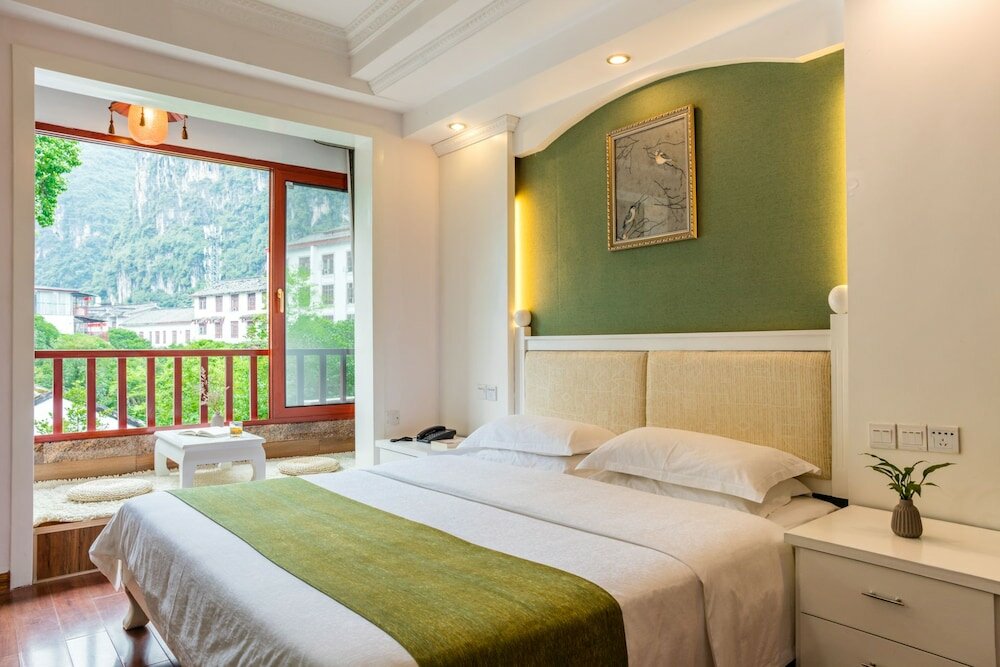 Фото Yangshuo Riverview Hotel