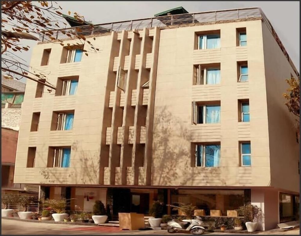 Фото отеля 3