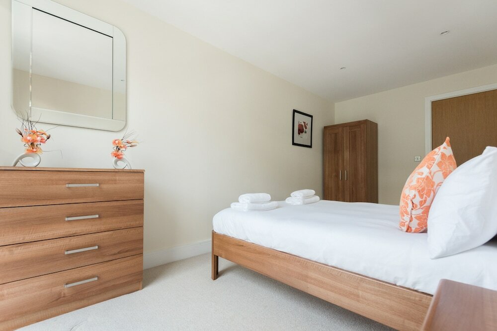 Фото Cobalt Peach Tree