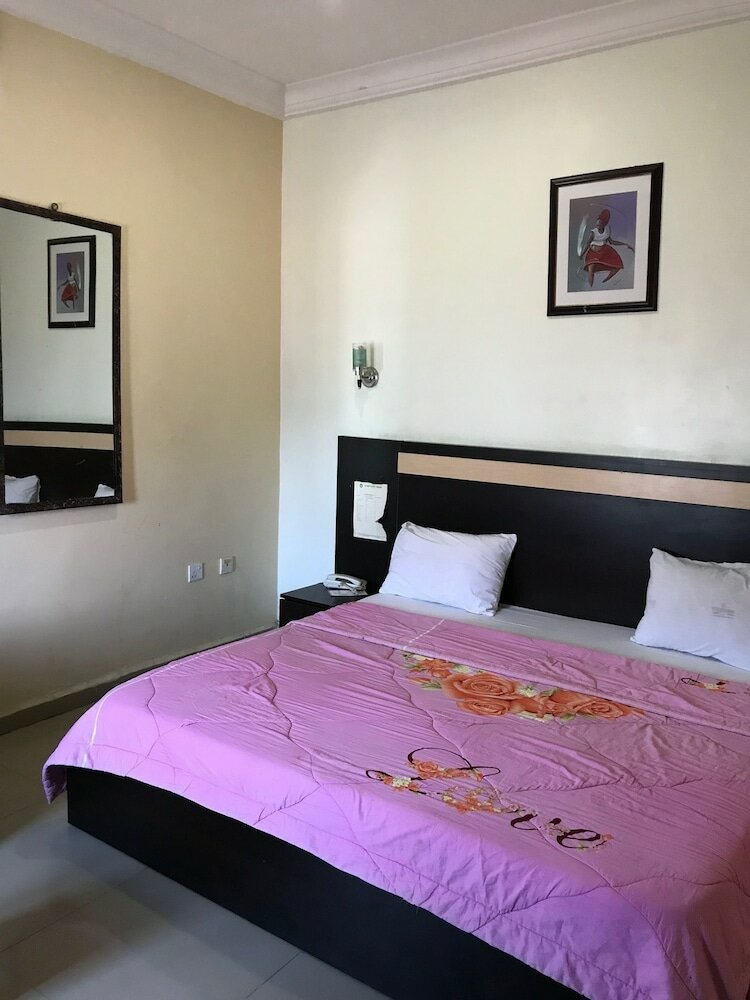 Фото Sumed Suites