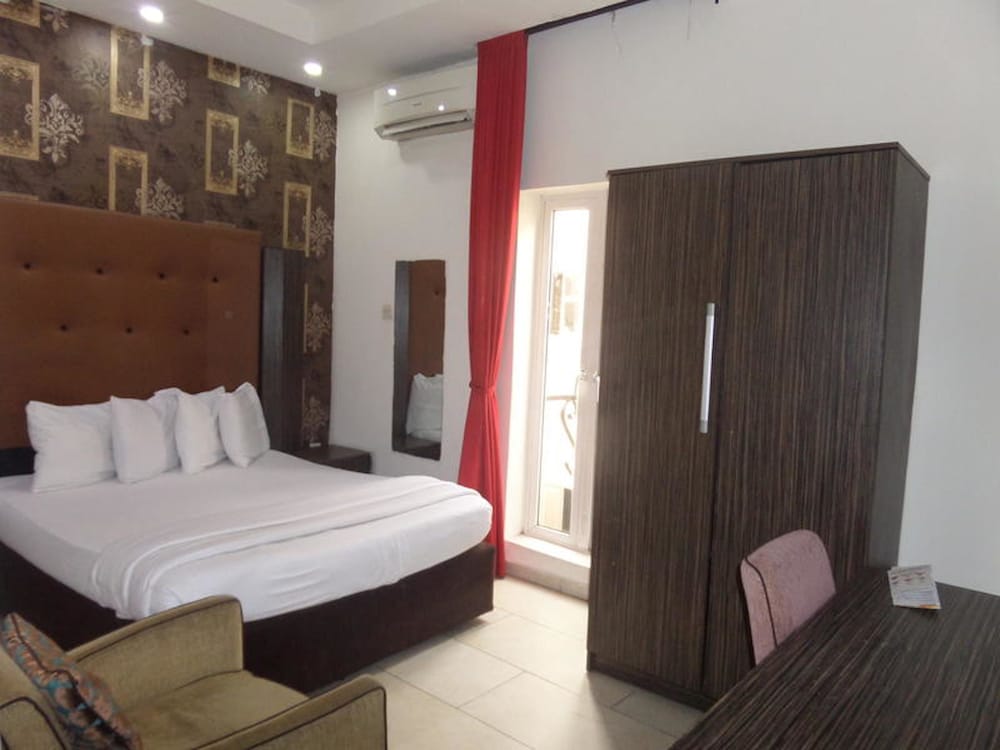 Фото Zasarii Hotel