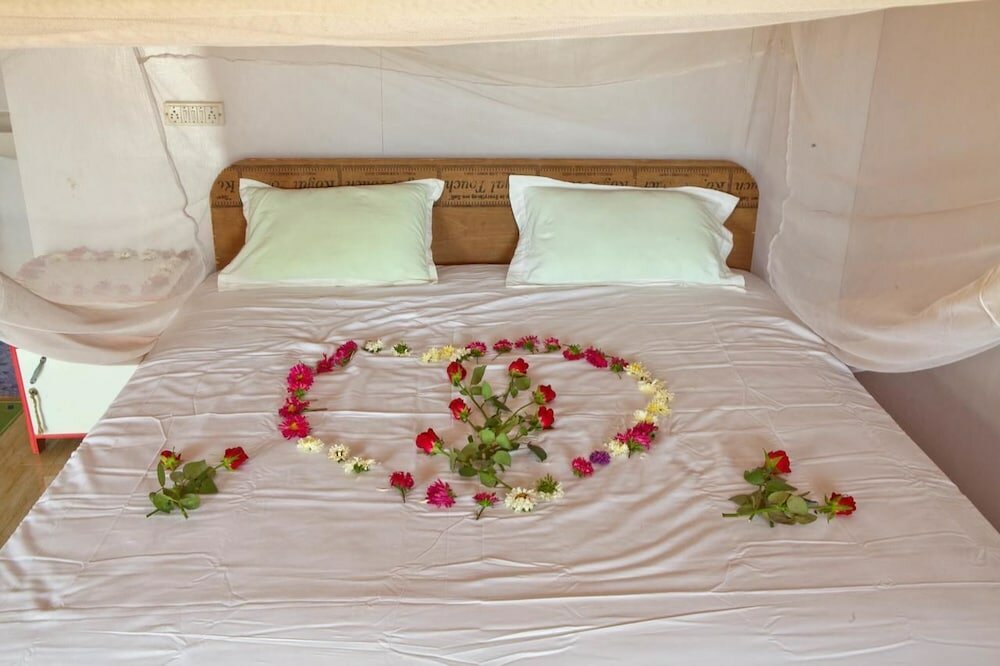 Фото Madhu Beach Huts