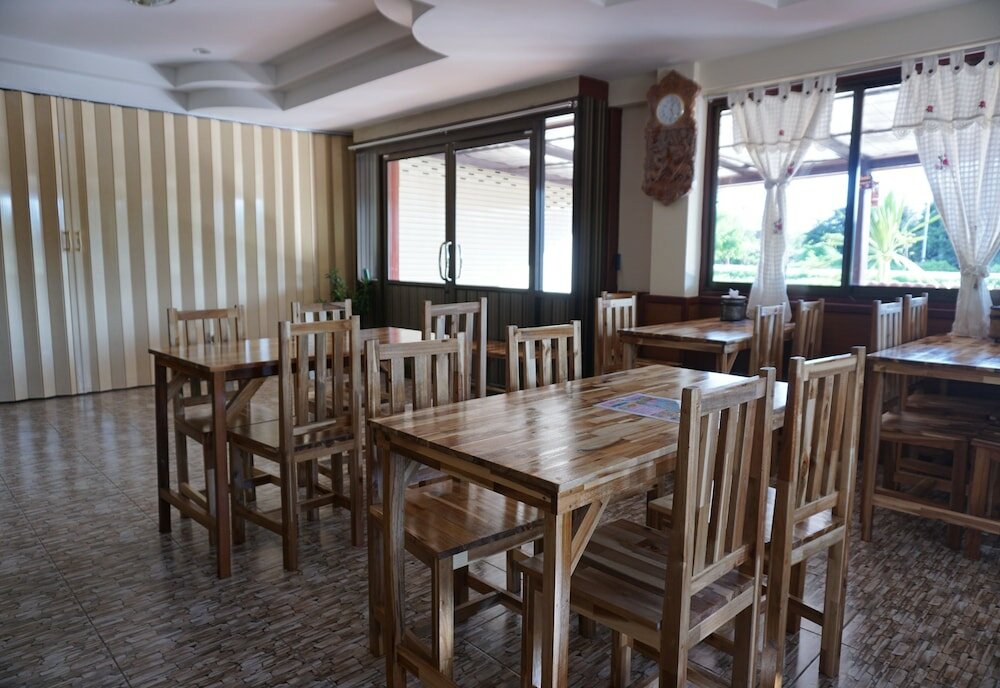 Фото Lampang Bouteak Resort