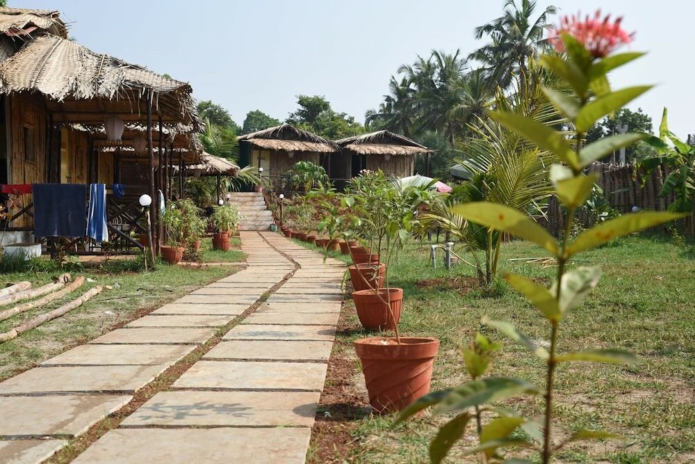 Фото Rudra The Sandy Beach Resort