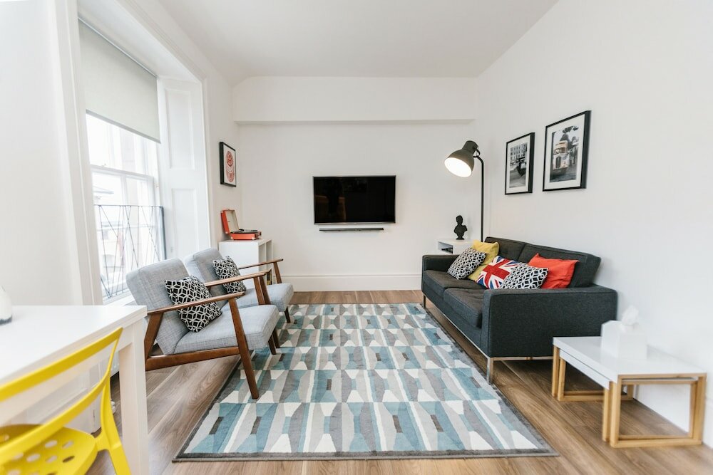 Фото Urban Quarters Serviced Apartments