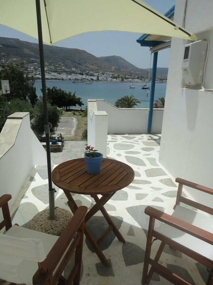 Фото Captain Menegos Studios