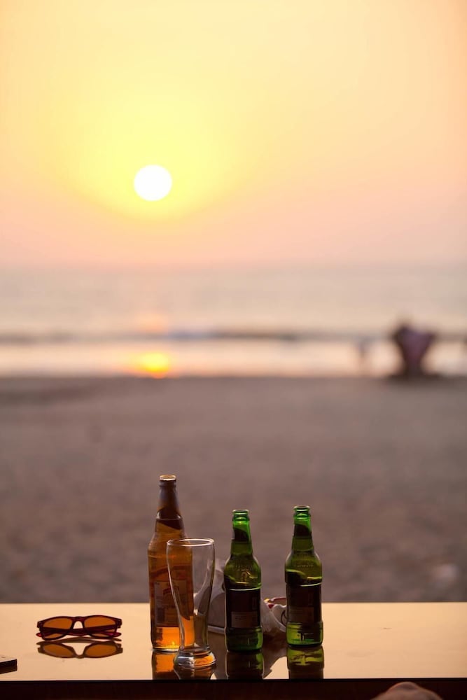 Фото Madhu Beach Huts