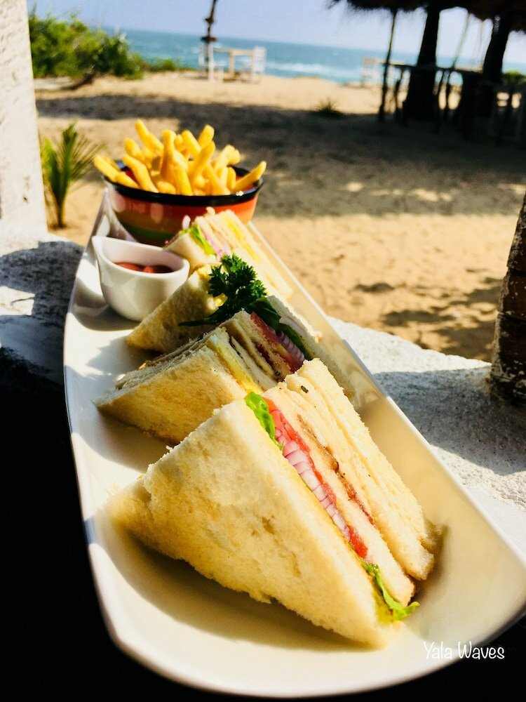 Фото Yala Waves Beach Resort